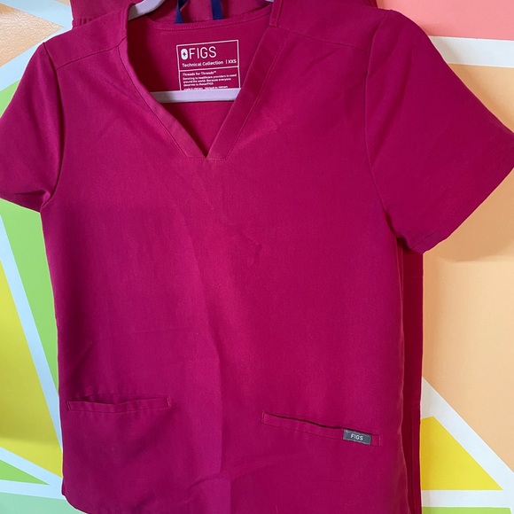 FIGS Technical Collection Magenta Scrub Set top xxs bottom xs/p - Picture 2 of 9